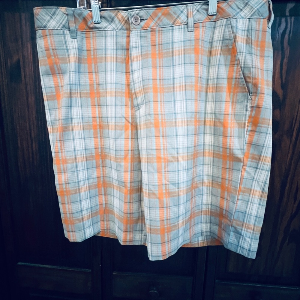 Plaid Orange and Grey Greg Norman golf shorts‎ 40